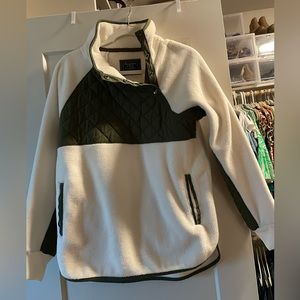Abercrombie fleece pullover